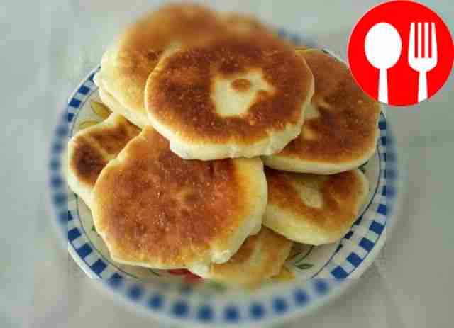 Бездрожжевые лепешки с брынзой