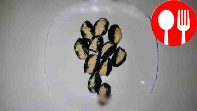 Вкусные черносливы с сыром