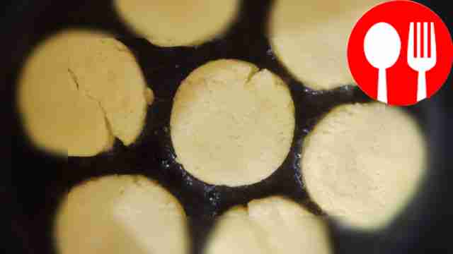 Place the resulting corn tortillas in the pan....