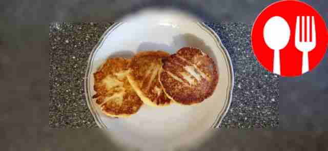 Сырники из творога на сковороде Cottage cheese pancakes in a frying pan