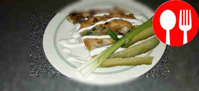 Cut the pancake into pieces, then decorate...