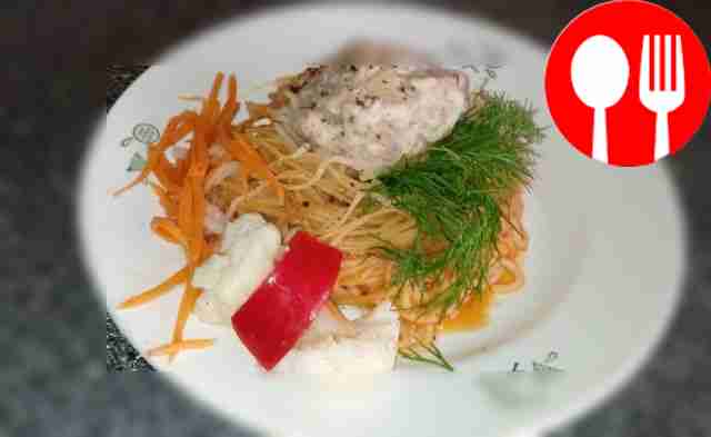 Подавайте макаронные гнёзда с фаршем горячими....