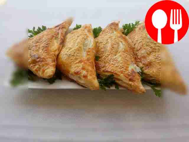 Quick puff pastry with cheese from ready-made puff pastry