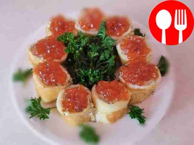 Flavorful pancakes with curd cheese and caviar