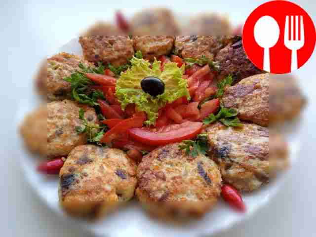 Delicious pancakes with champignons