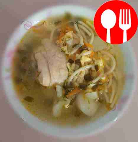 Домашний куриный суп с яйцом и вермишелью