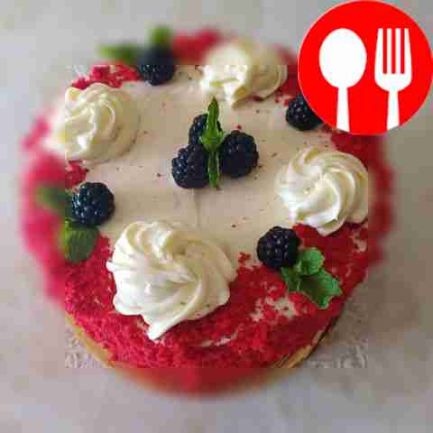 Торт «Красный бархат» эффектный