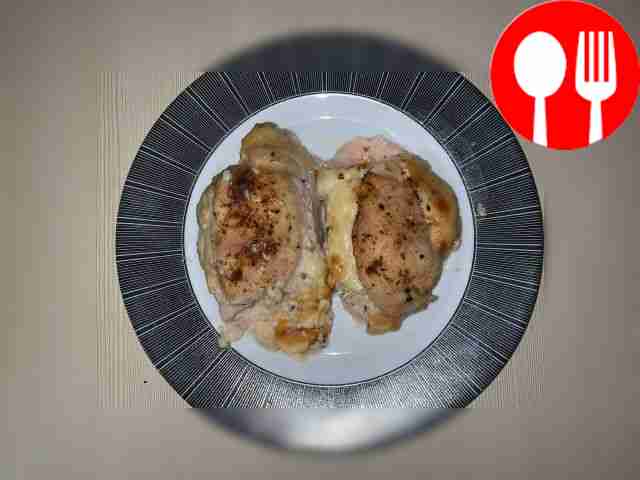 Chicken breast with garlic and cheese