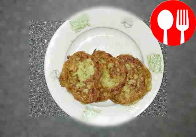 Кабачковые оладьи с яйцом Zucchini pancakes with egg