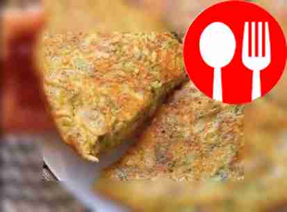 Сырная лепёшка с зеленью на сковородке