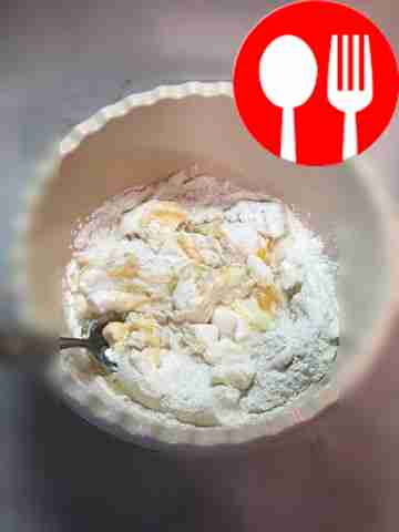 Перемешайте все ингредиенты.