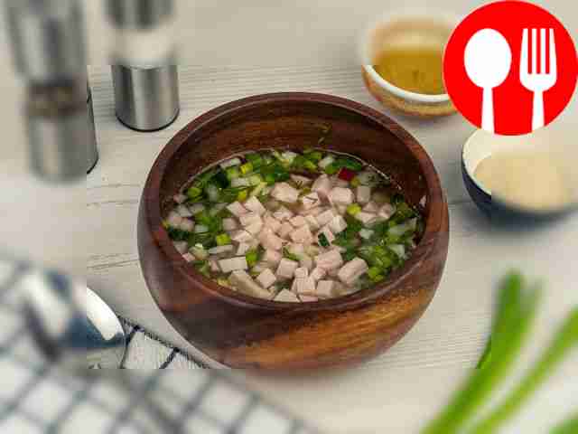 Okroshka in vinegar and water with ham
