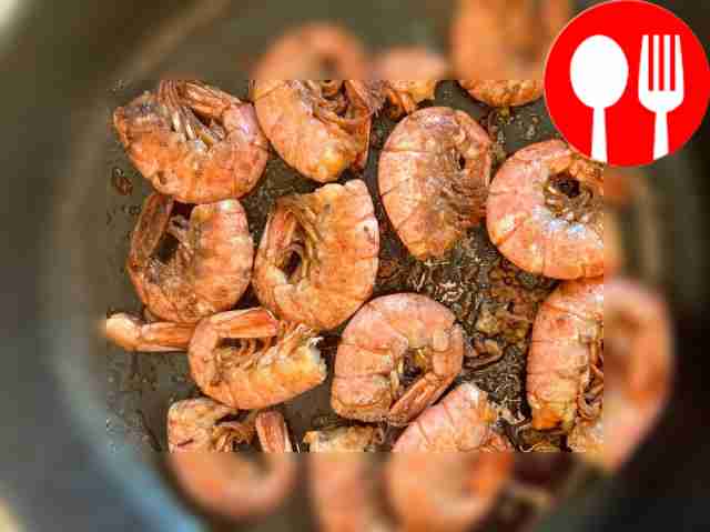 Pour oil and fry the langoustines over high...