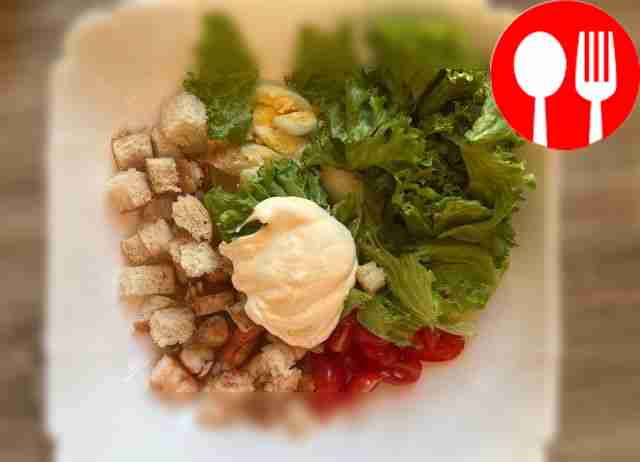 Collect the entire salad, add...