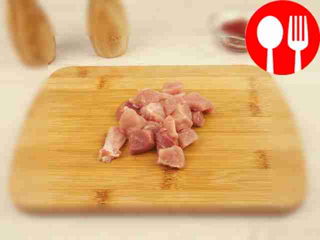 Cut the meat into small pieces, place in a...