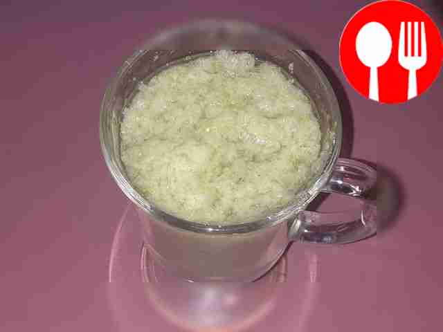 Vitamin smoothie made from celery, apple and lemon