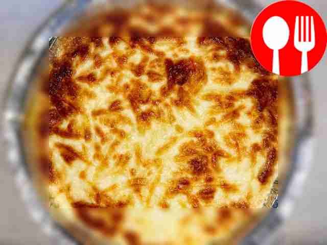Delicious mashed potato gratin with cheese