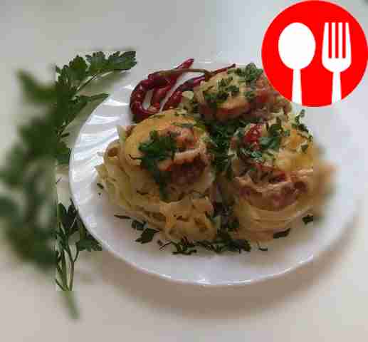 Сытные гнезда с фаршем и сыром