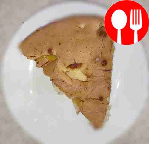 Fragrant charlotte with quince