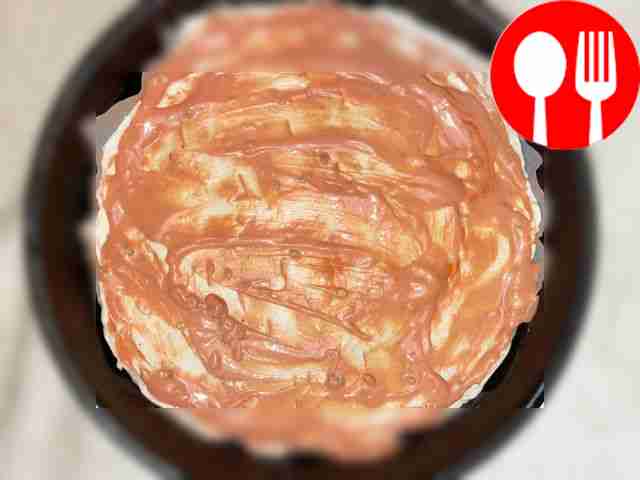 Смажьте противень маслом и уложите на него...