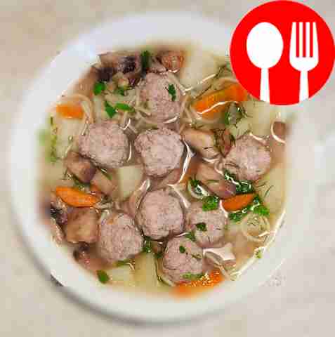 Суп с фрикадельками, спагетти и грибами