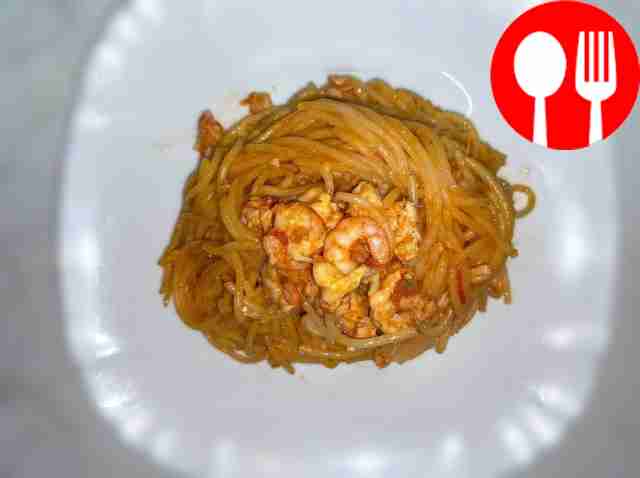 Bolognese with shrimp