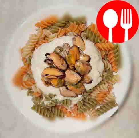 Макароны с мидиями