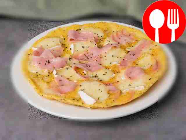 Омлет с сыром бри и яблоком Omelette with brie cheese and apple