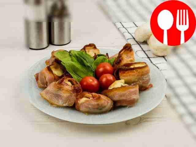 Champignons with chicken and bacon