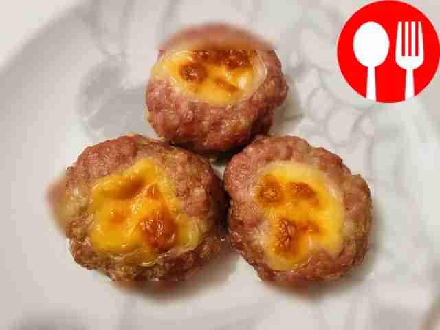 Meat nests with cheese