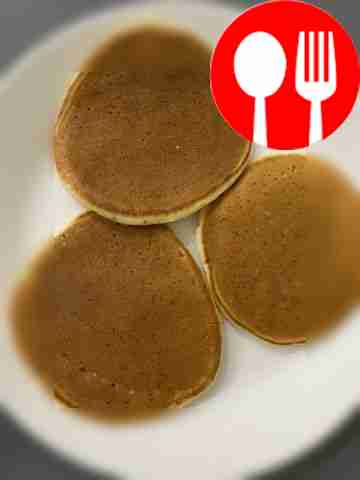 Pancakes with poppy seeds