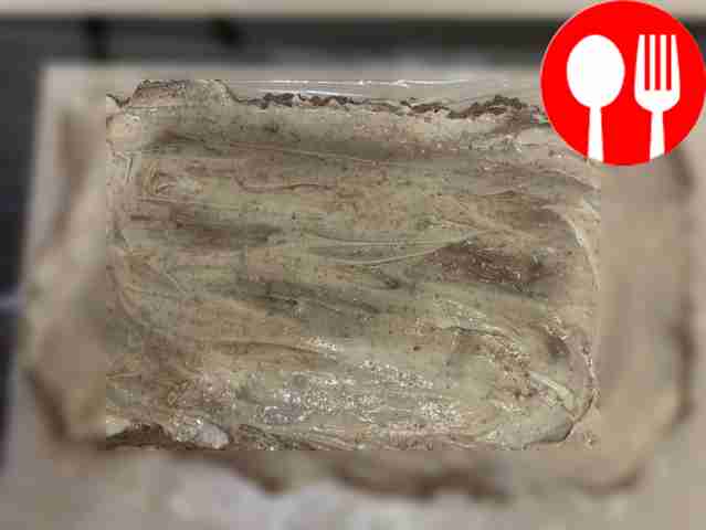 Spread the butter evenly over the liver layer...