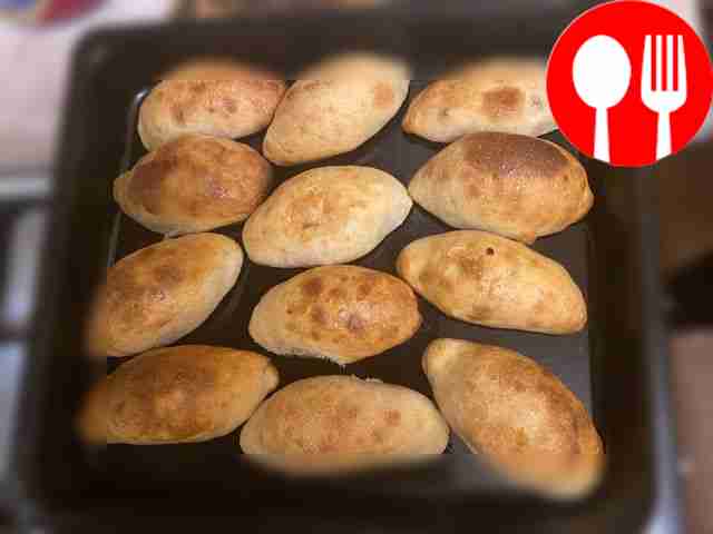 Домашние пирожки с яблоком