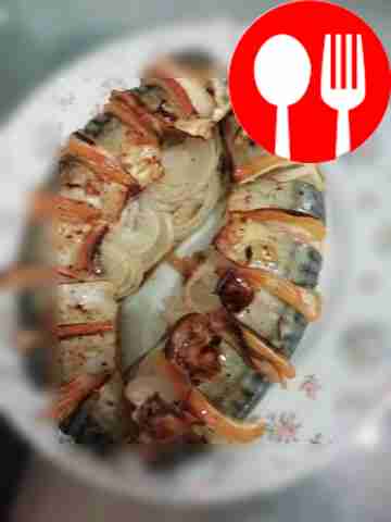 Скумбрия, запеченная с луком и лимоном Mackerel baked with onion and lemon