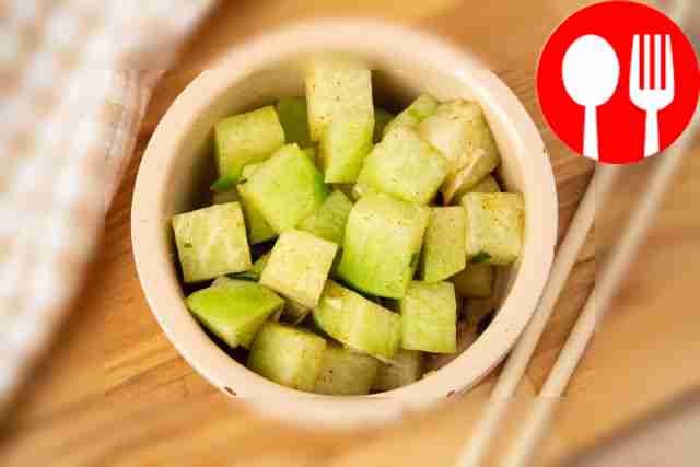 Кимчи из редьки с зеленым луком