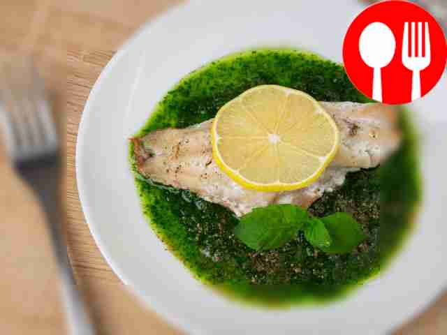 Окунь с мятным соусом