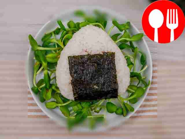 Classic onigiri recipe