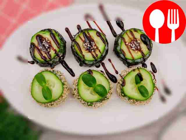 Онигири с огурцом