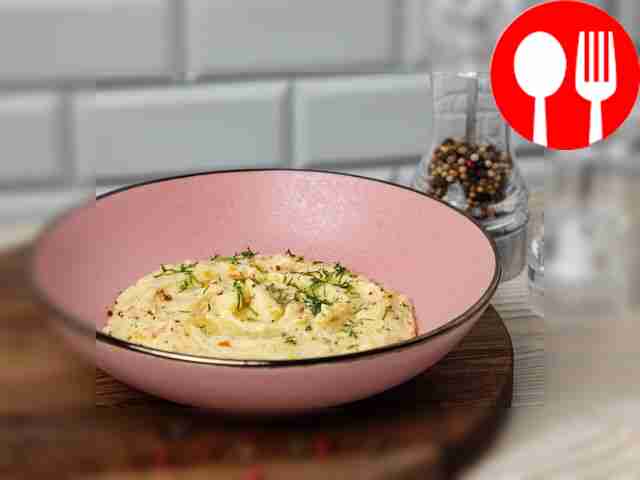 Картофельное пюре с луком и морковкой