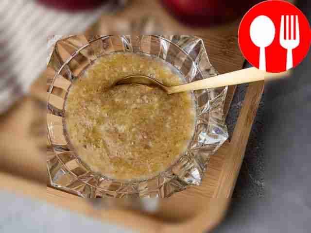 Яблочное пюре с сахаром Applesauce with sugar