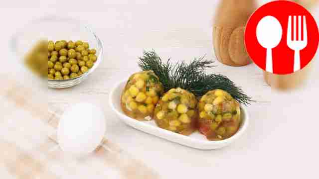 As soon as the broth with peas and vegetables...