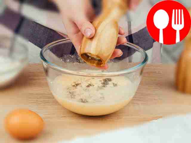 Add salt, pepper and coriander. Stir.