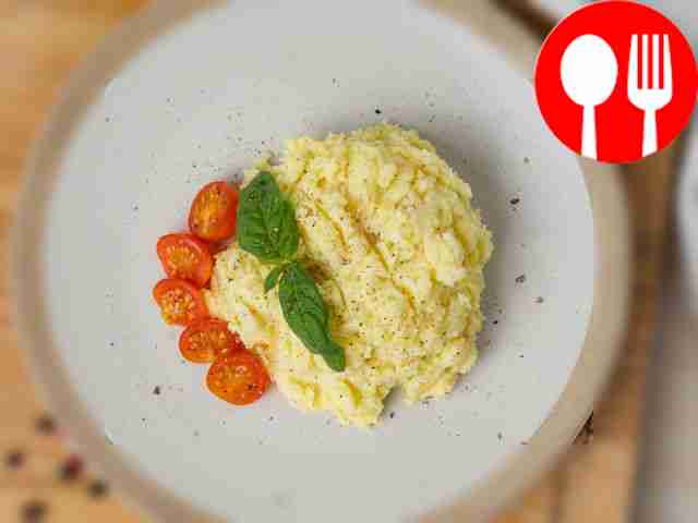 Картофельное пюре с сыром и луком