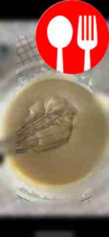 Add vegetable oil, stir.