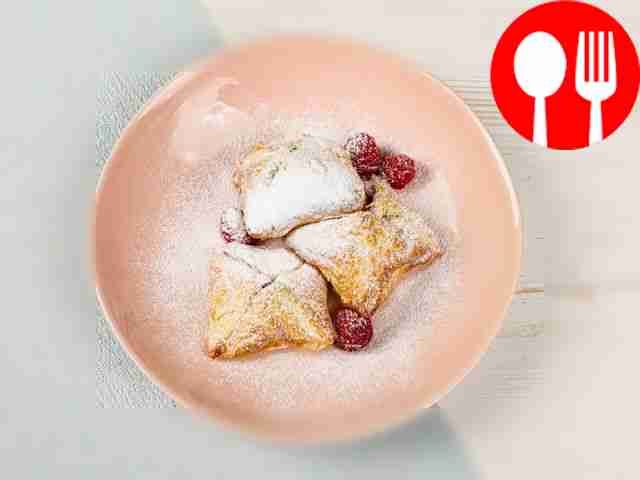 Envelopes with raspberries