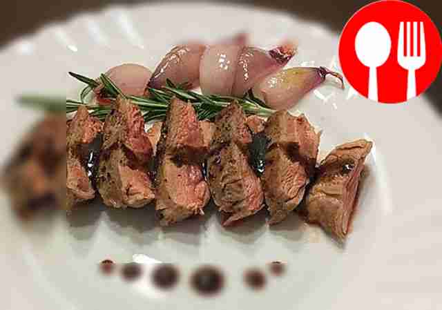 Утка в смородиновом соусе