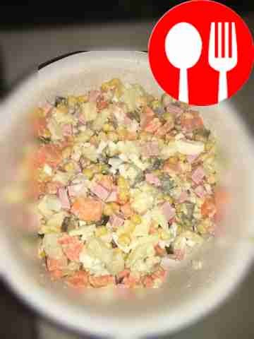 Салат Оливье с кукурузой