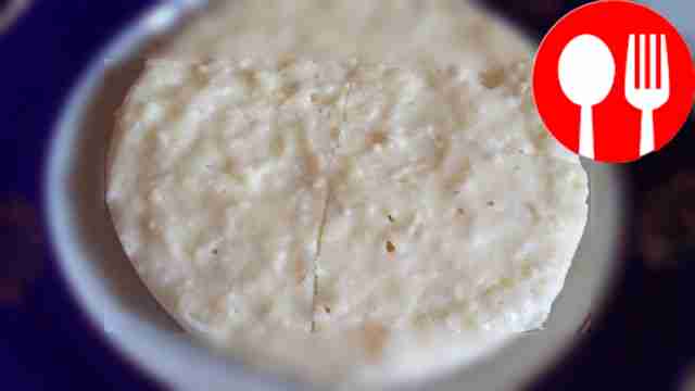 Cottage cheese casserole with apple in the microwave