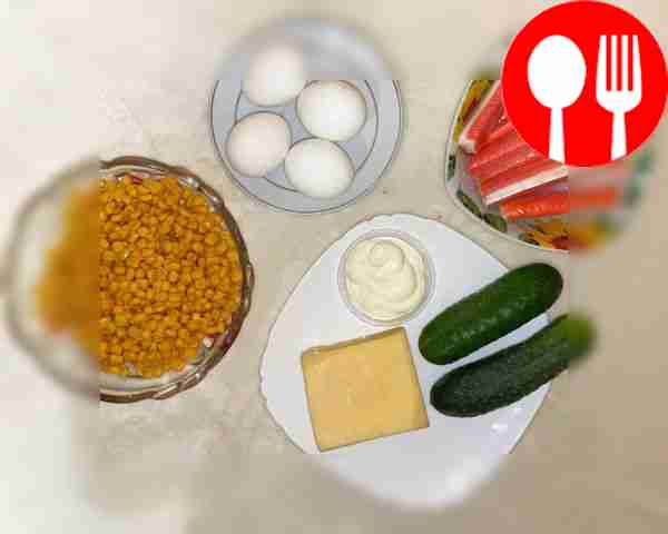 Сварите яйца и хорошо помойте огурцы....