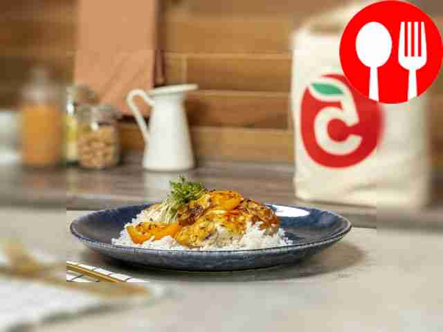 Отбивная из свинины со сметаной